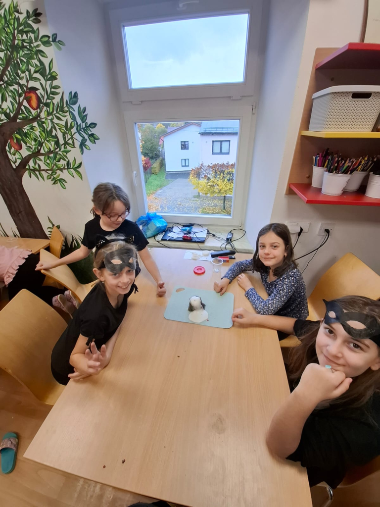 WhatsApp Image 2025-10-29 at 13.03.18 7.jpeg